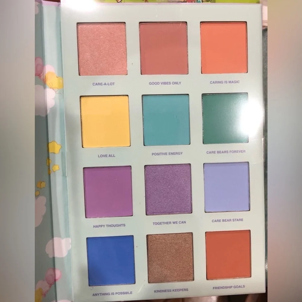 Care‎ Bears 12 piece eyeshadow palette book with mirror new